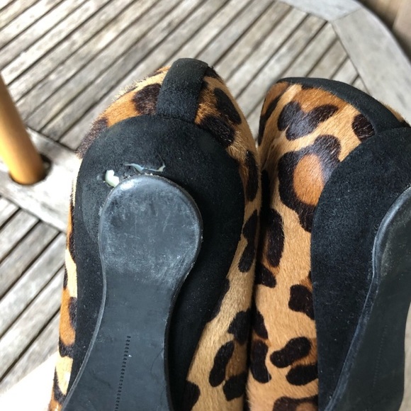 Stuart Weitzman Calf Hair Leopard Print Flats - Picture 4 of 9